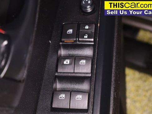 Used 2021 Toyota Tacoma SR w/ SR Convenience Package RWD image 29