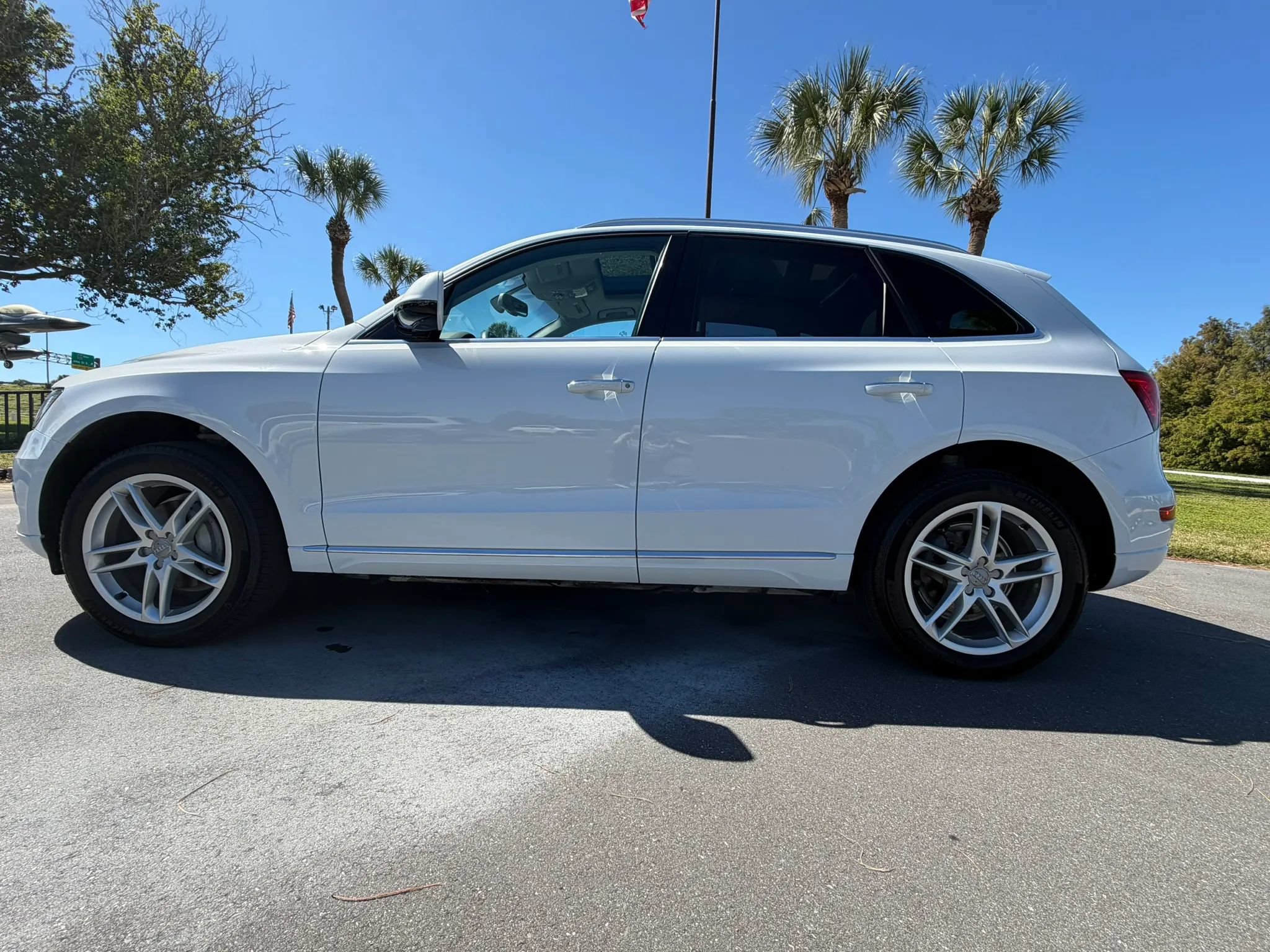 Used 2016 Audi Q5 2.0T Premium Plus AWD/4WD image 12