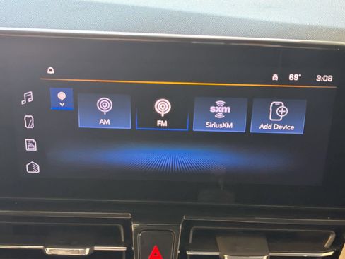 Certified 2024 Chevrolet TrailBlazer LT w/ LT Cold Weather Package image 44