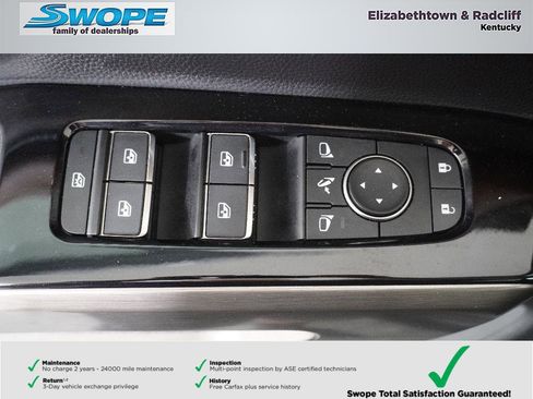 Used 2024 Nissan Pathfinder Platinum AWD/4WD image 15