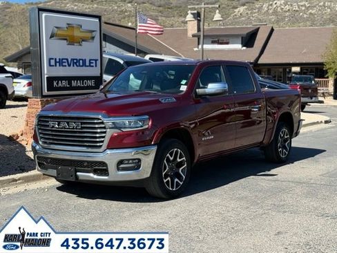 Used 2025 RAM 1500 Laramie AWD/4WD image 1
