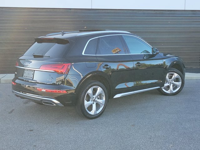 Used 2022 Audi Q5 2.0T Prestige w/ Prestige Package AWD/4WD image 4