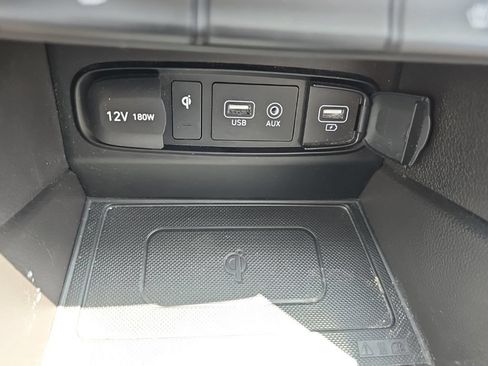 Used 2020 Hyundai Santa Fe SEL w/ Convenience + Premium Package FWD image 42