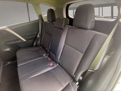 Used 2017 Toyota RAV4 LE w/ All Weather Liner Package image 27