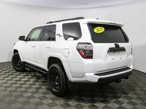 Used 2023 Toyota 4Runner TRD Off-Road Premium image 8