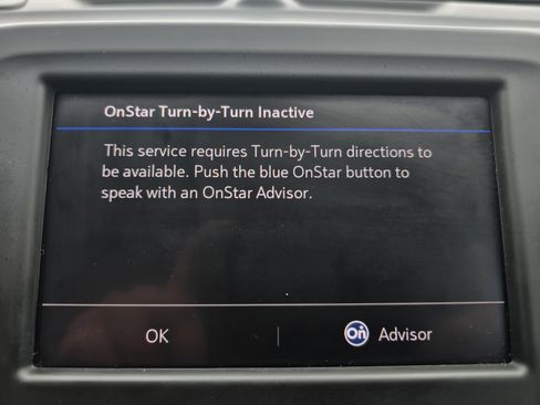 Used 2020 Chevrolet Equinox LT w/ Driver Convenience Package image 31