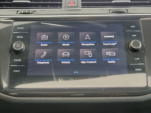 Used 2019 Volkswagen Tiguan SEL Premium R-Line image 18