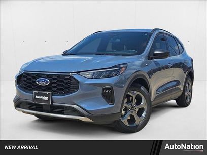 New 2025 Ford Escape ST-Line w/ Cold Weather Package