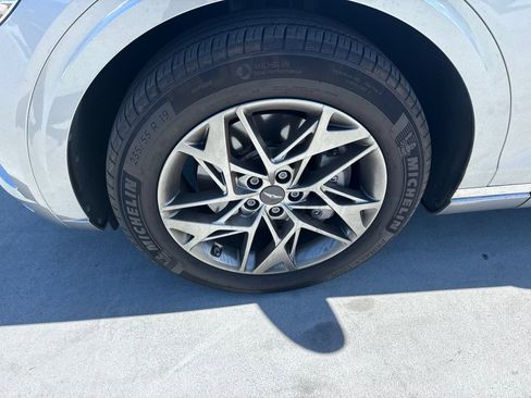 Used 2024 Genesis GV70 2.5T w/ Advanced Package AWD/4WD image 3