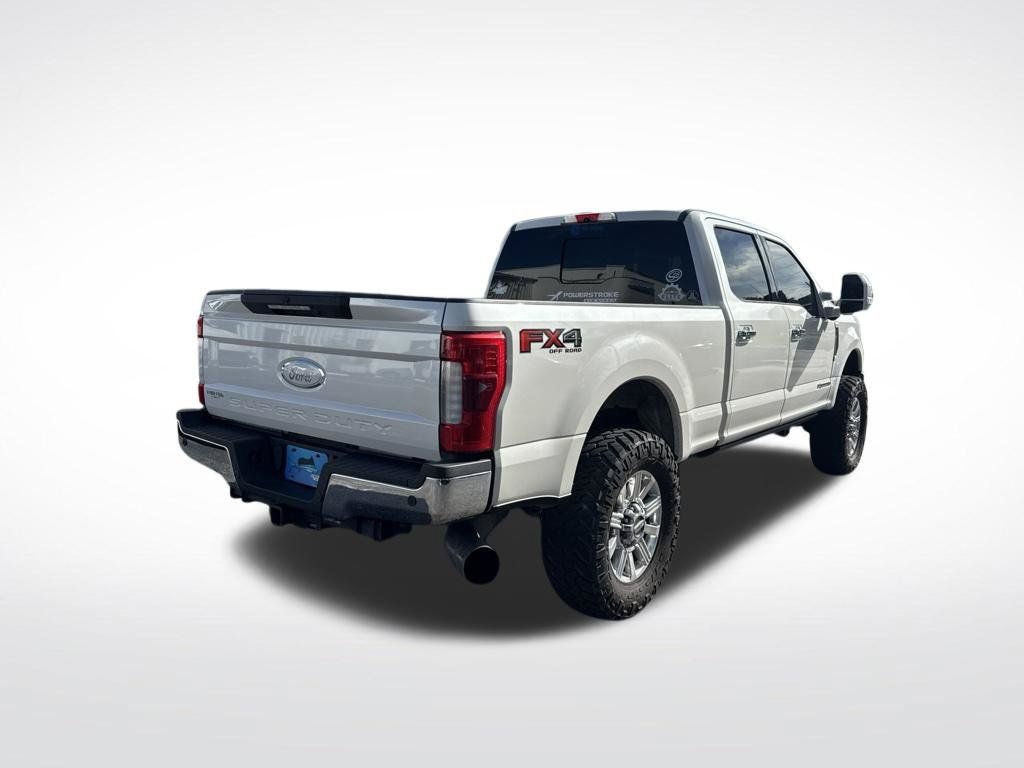 Used 2017 Ford F250 Lariat w/ Lariat Ultimate Package AWD/4WD image 5