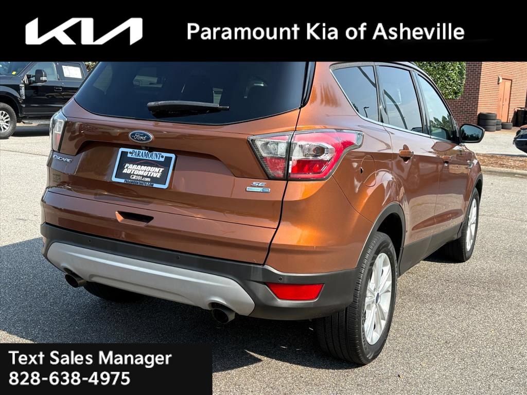 Used 2017 Ford Escape SE w/ Equipment Group 201A AWD/4WD image 6