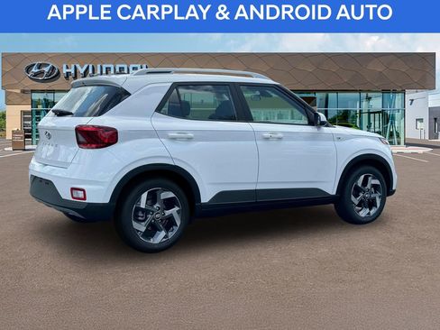 Used 2025 Hyundai Venue SEL image 9