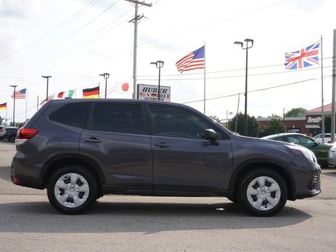 Used 2023 Subaru Forester AWD/4WD image 8