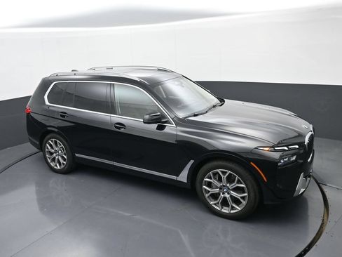 Used 2026 BMW X7 xDrive40i AWD/4WD image 30