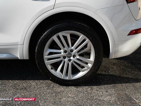 Used 2018 Audi Q5 2.0T Premium Plus w/ Premium Plus Package image 12