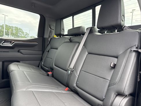 Used 2026 Chevrolet Silverado 1500 RST AWD/4WD image 18