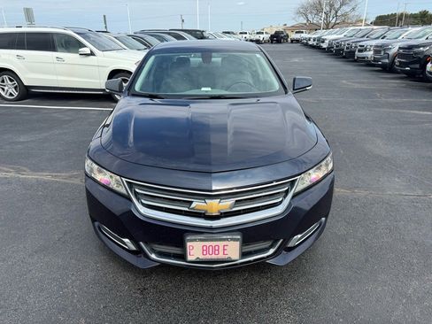 Used 2017 Chevrolet Impala LT image 7
