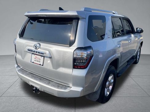 Used 2018 Toyota 4Runner SR5 RWD image 13