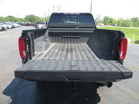 Used 2021 GMC Sierra 2500 Denali w/ Denali Ultimate Package AWD/4WD image 7