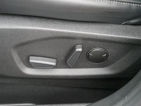 Certified 2023 Ford Edge SEL image 15