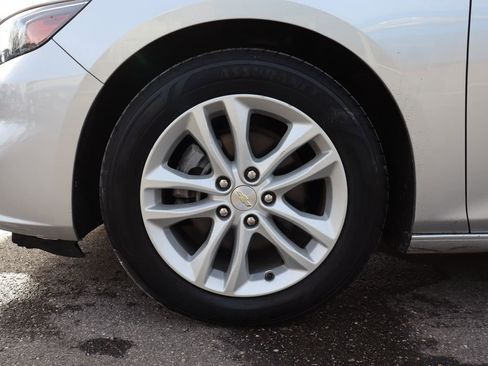 Used 2018 Chevrolet Malibu LT image 26