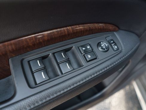 Used 2020 Acura MDX SH-AWD image 26