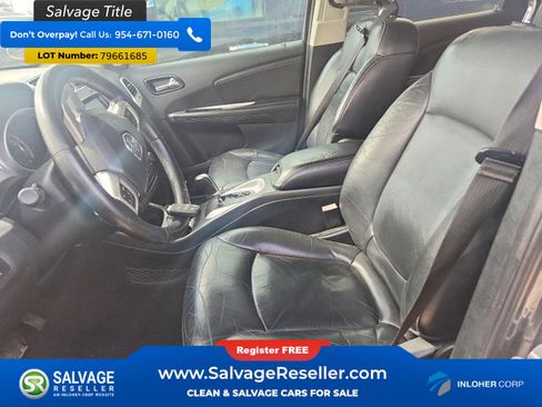 Used 2014 Dodge Journey SXT w/ Flexible Seating Group image 9