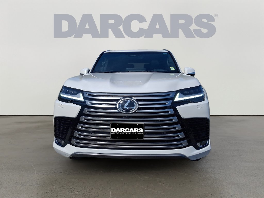 Used 2026 Lexus LX 700h Luxury AWD/4WD image 2