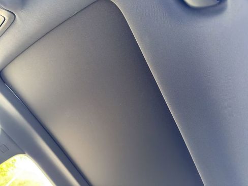 Used 2024 Chevrolet Equinox RS w/ RS Leather Package image 5