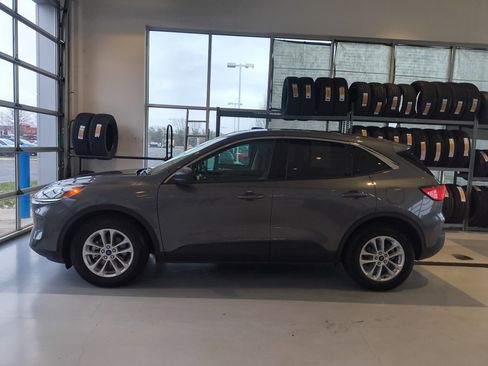 Used 2022 Ford Escape SE w/ Convenience Package image 25