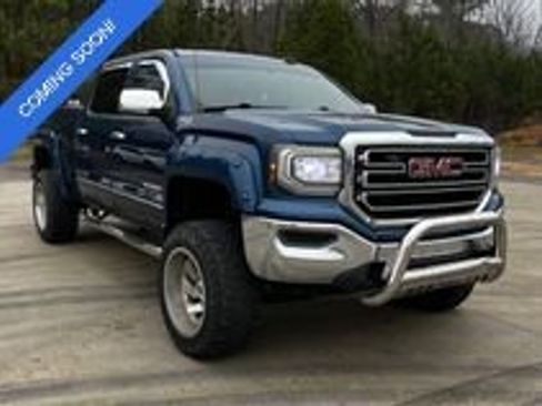 Used 2017 GMC Sierra 1500 SLE w/ Suspension Package, Off-Road AWD/4WD image 2