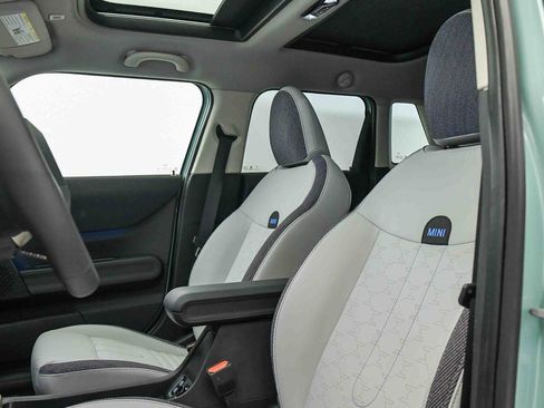 Used 2025 MINI Cooper S image 18