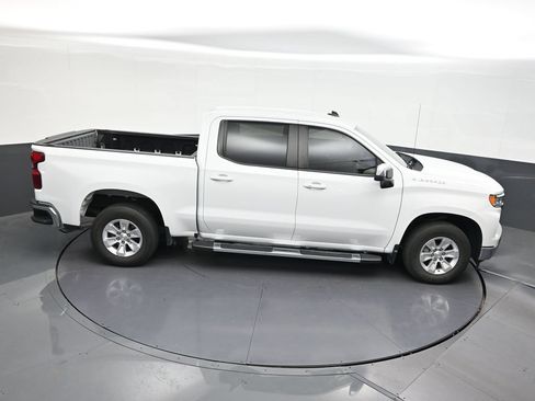 Used 2024 Chevrolet Silverado 1500 LT RWD image 21