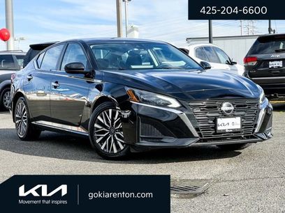 Used 2024 Nissan Altima 2.5 SV w/ SV Premium Package