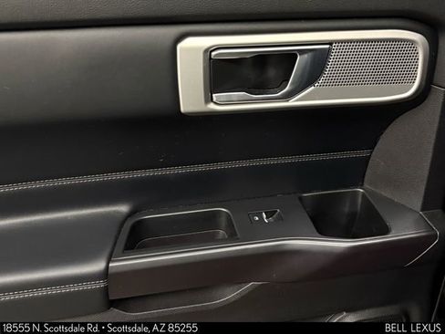 Used 2020 Ford Explorer Limited RWD image 18