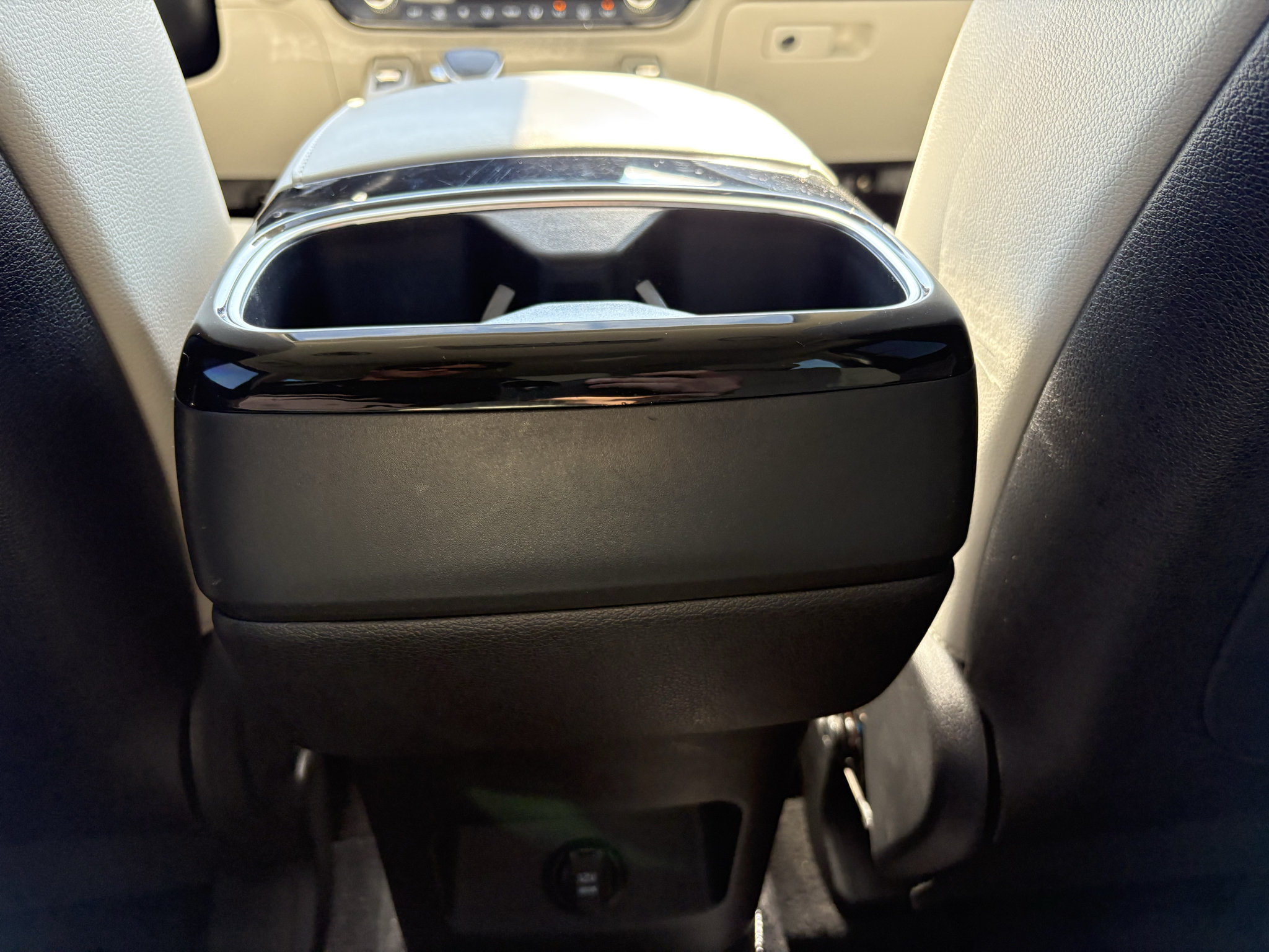 Used 2024 Kia Telluride EX AWD/4WD image 25
