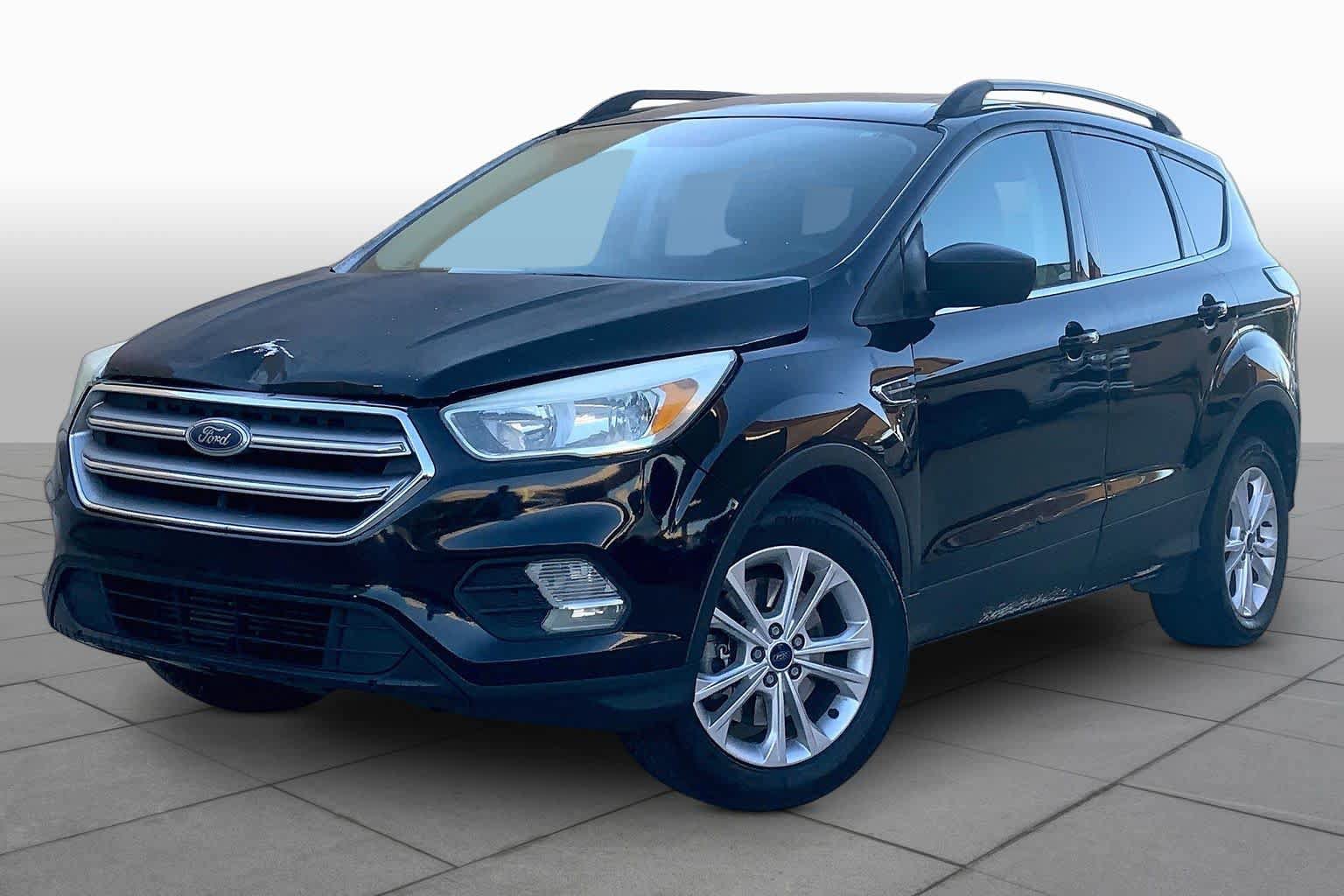 Used 2017 Ford Escape SE AWD/4WD image 1