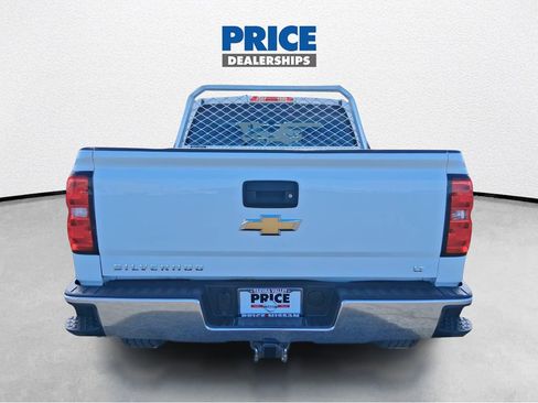 Used 2017 Chevrolet Silverado 1500 LT w/ Max Trailering Package image 6