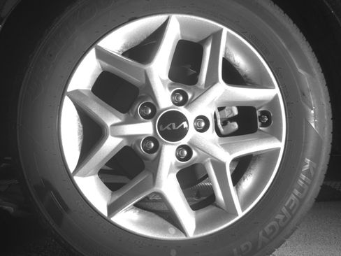 Used 2025 Kia Soul LX w/ LX Technology Package FWD image 14