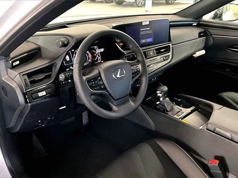 New 2025 Lexus ES 350 w/ Premium Package image 6