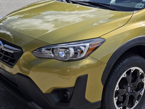 Certified 2023 Subaru Crosstrek 2.0i image 5