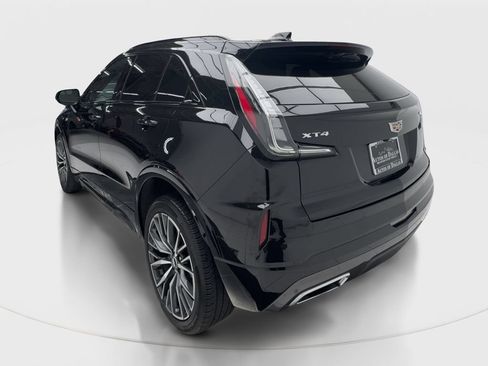 Used 2025 Cadillac XT4 Sport FWD image 10