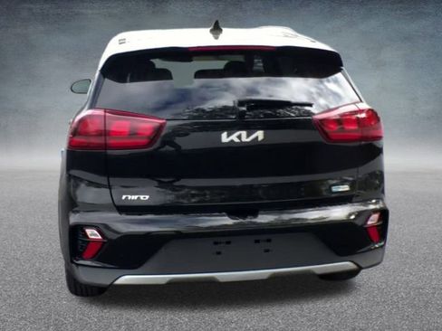 Used 2022 Kia Niro LXS image 19