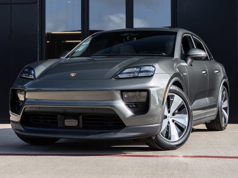 Certified 2025 Porsche Macan Electric image 1