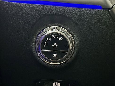New 2026 Mercedes-Benz CLE 300 4MATIC Cabriolet image 9