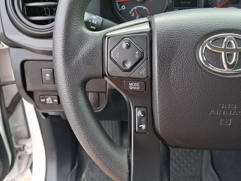 Certified 2021 Toyota Tacoma SR AWD/4WD image 24
