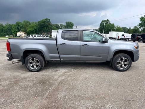 Used 2018 Chevrolet Colorado Z71 w/ LPO, Premium Interior Package AWD/4WD image 8