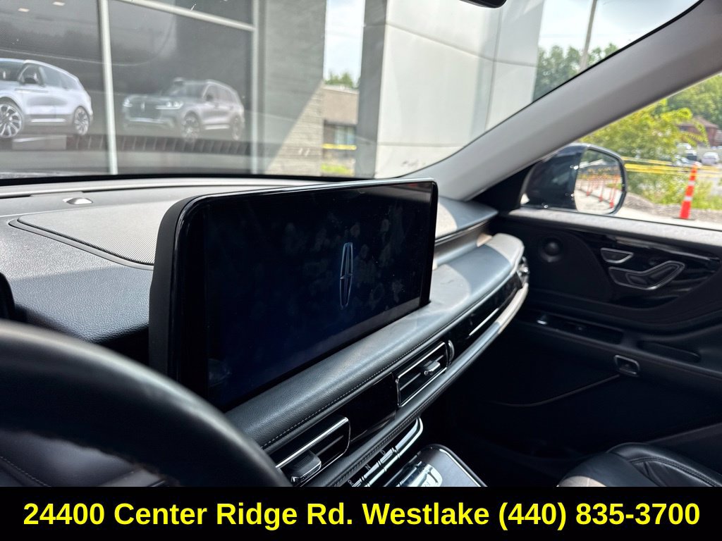 Used 2025 Lincoln Aviator Reserve w/ Jet Appearance Package AWD/4WD image 18