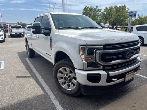 Used 2021 Ford F250 Platinum w/ FX4 Off-Road Package AWD/4WD image 8