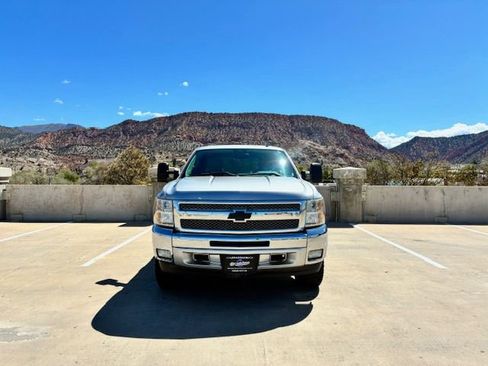 Used 2013 Chevrolet Silverado 1500 LT w/ Convenience Package AWD/4WD image 5